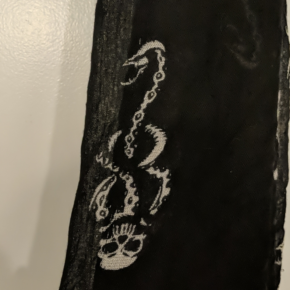 Scarf - Picture 2 of 4
